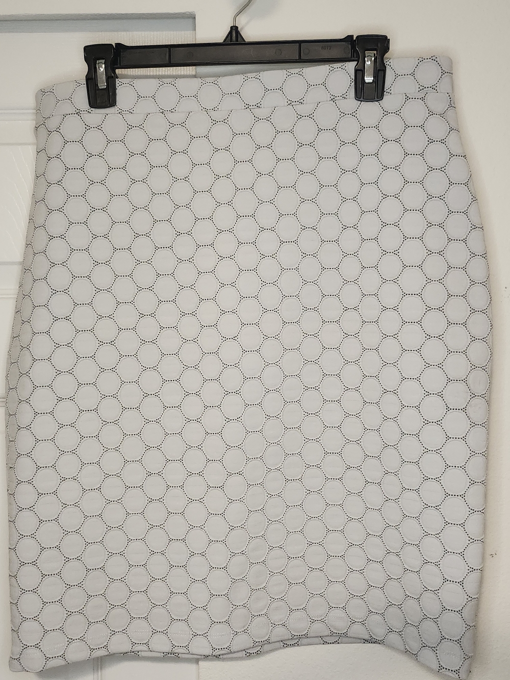 Leota Tabitha Circle Stitch Stretch Pencil Skirt Off White Size XL